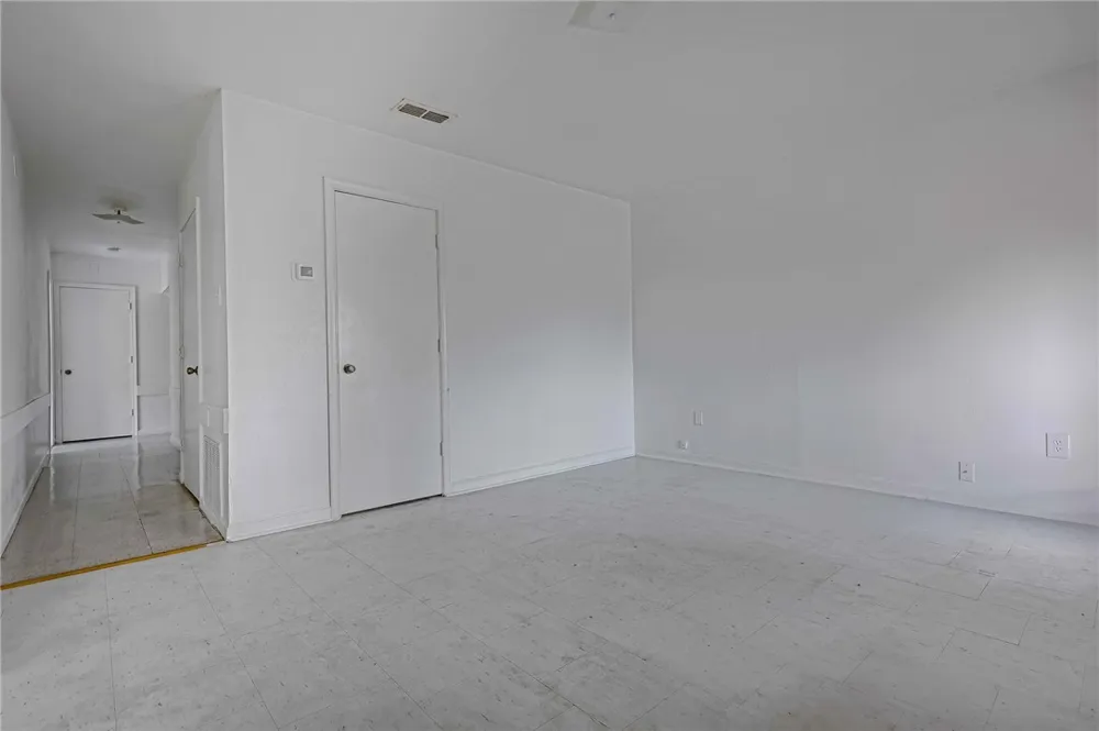 2621 Ayers Street Corpus Christi, TX 78404