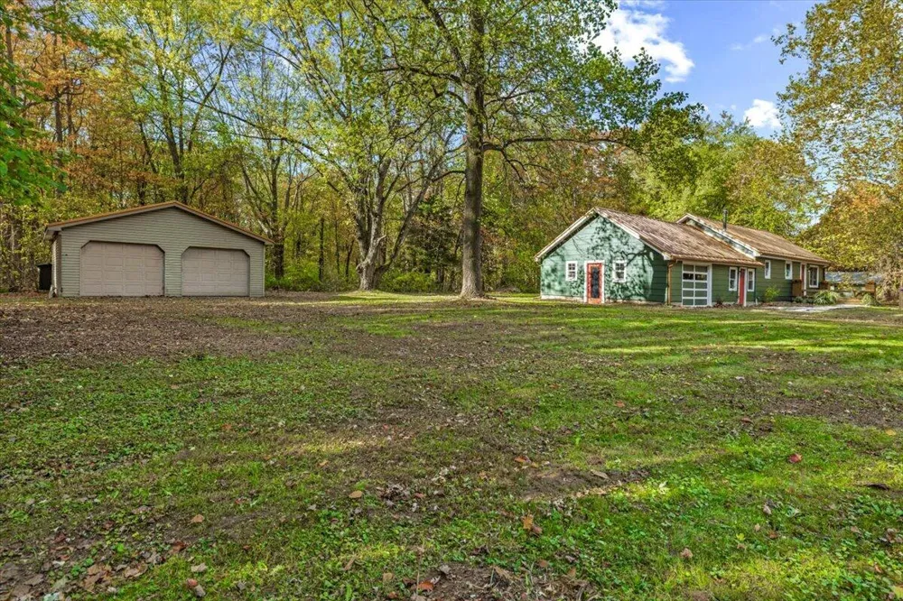 12980 Crestview Drive Sawyer, MI 49125