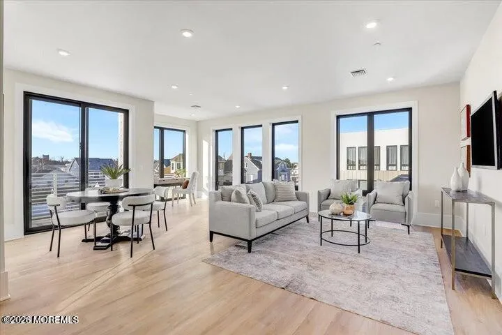 215 2nd Avenue #106 Asbury Park, NJ 07712