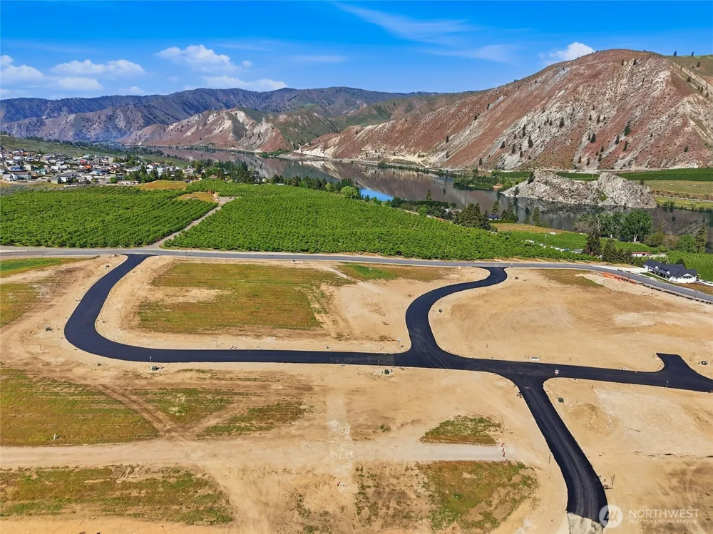 58 Stratastone Place Orondo, WA 98843