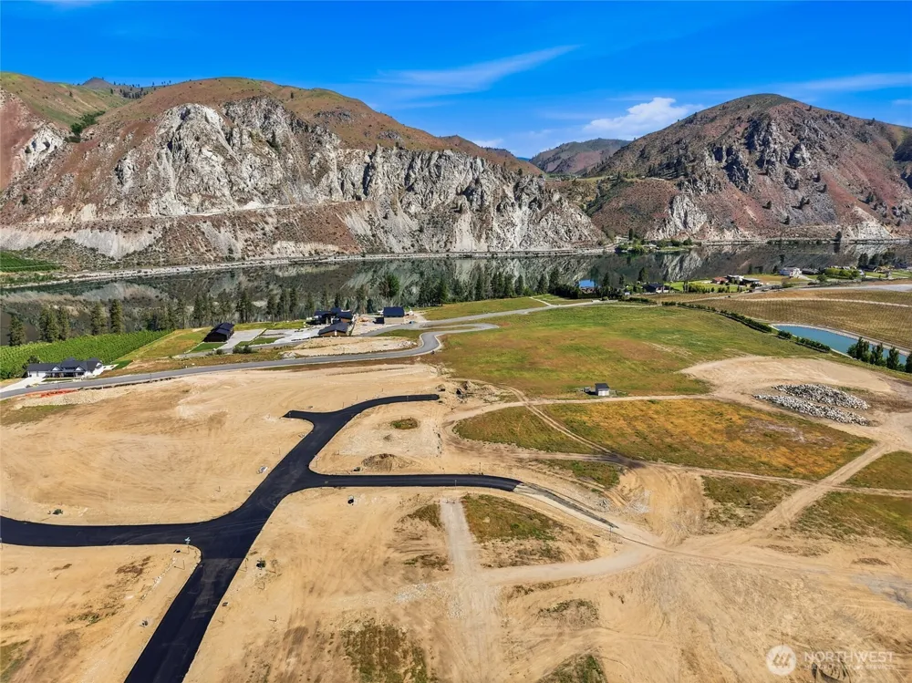 74 Stratastone Place Orondo, WA 98843
