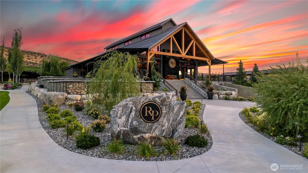 89 Stratastone Place Orondo, WA 98843