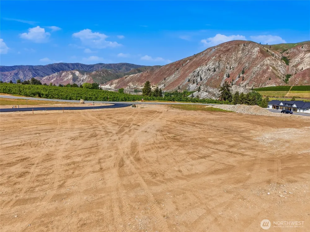89 Stratastone Place Orondo, WA 98843