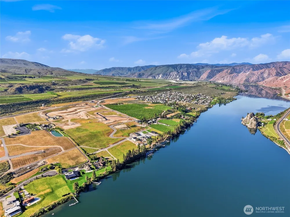44 Cobblestone Drive Orondo, WA 98843