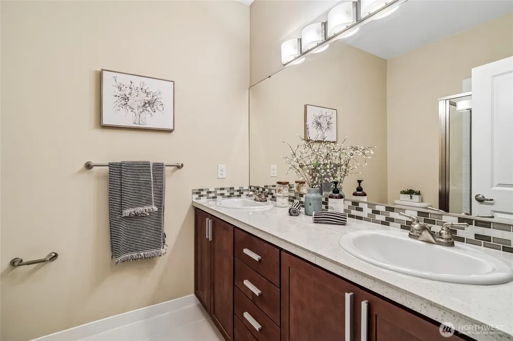 2107 NW Moraine Place Issaquah, WA 98027