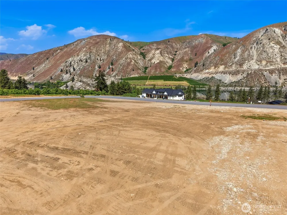 21 Cobblestone Drive Orondo, WA 98843