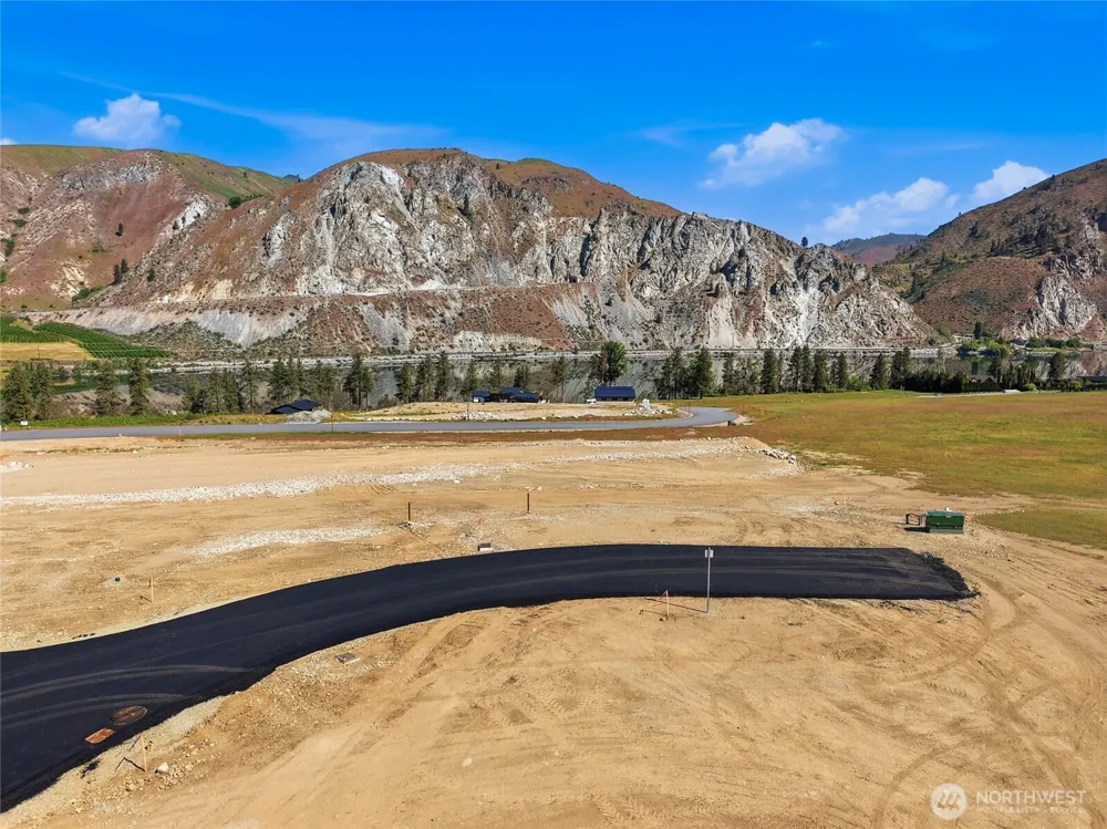 94 Stratastone Place Orondo, WA 98843