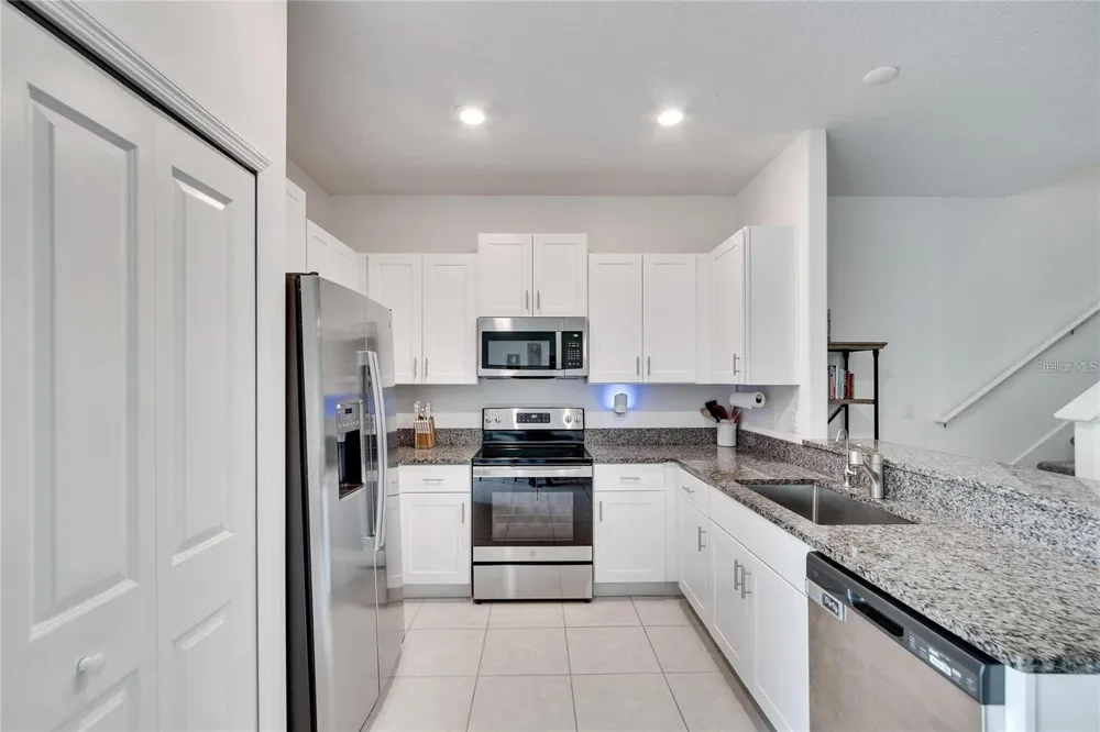 14444 EDITORS NOTE STREET Sun City Center, FL 33573