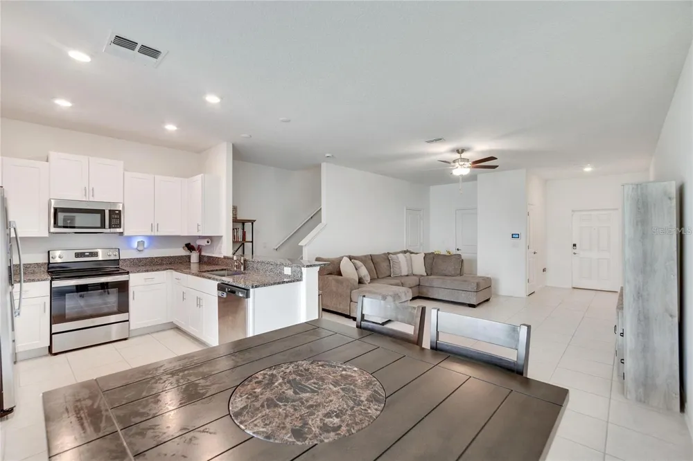 14444 EDITORS NOTE STREET Sun City Center, FL 33573