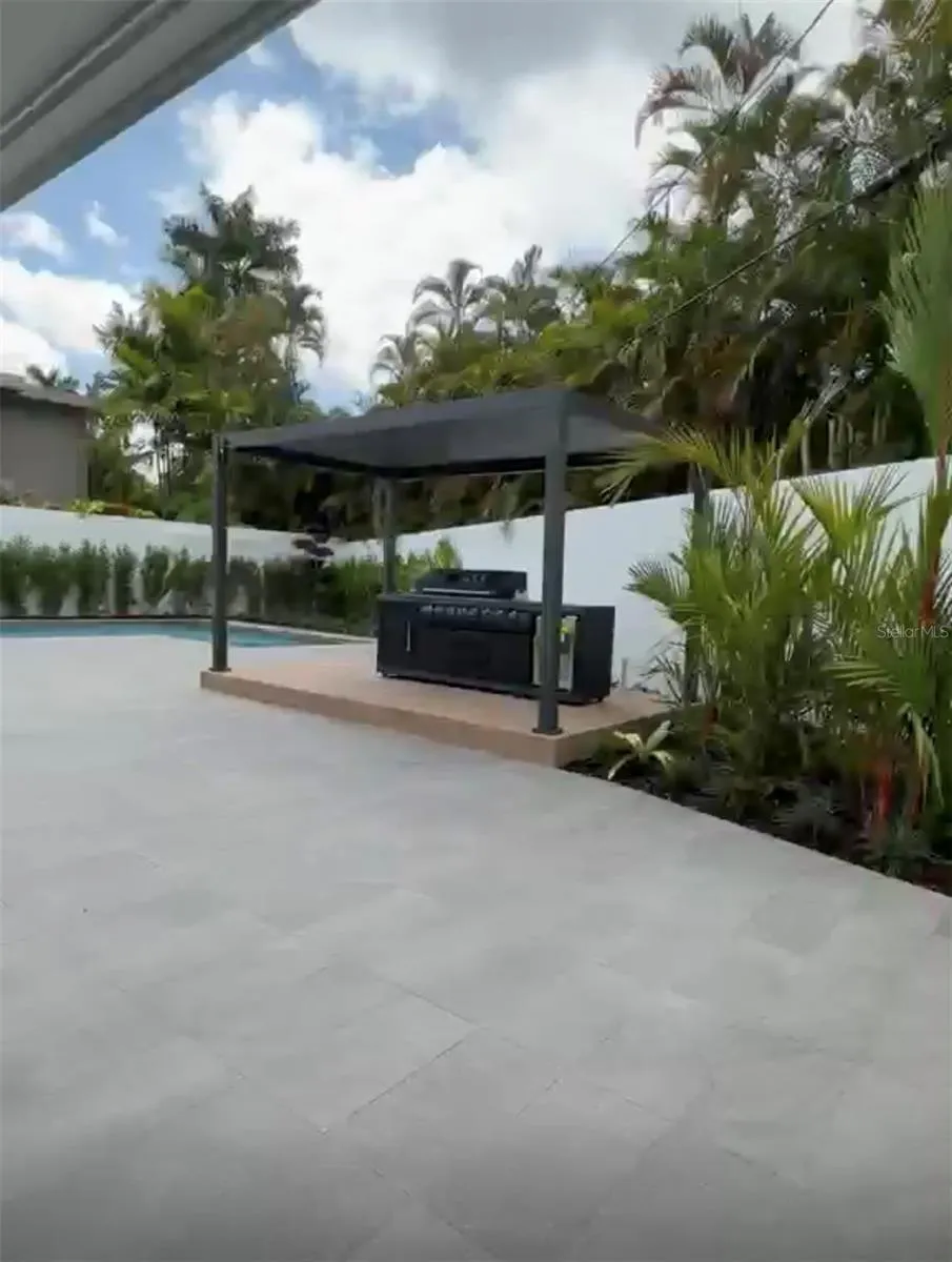 D1 SUN VALLEY Guaynabo, PR 00966