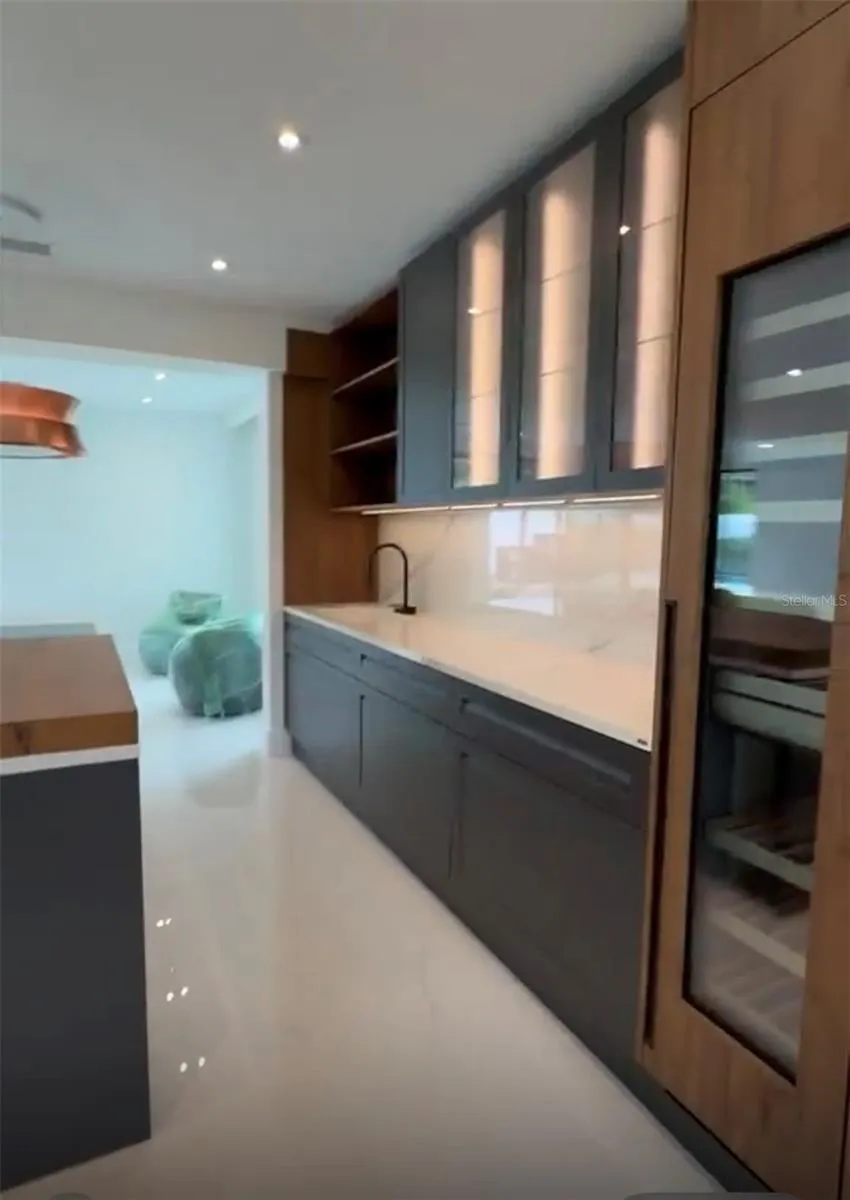D1 SUN VALLEY Guaynabo, PR 00966