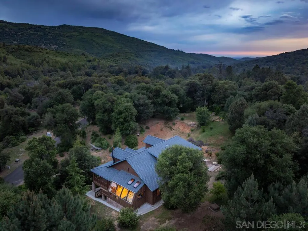 1068 W Incense Cedar Road Julian, CA 92036