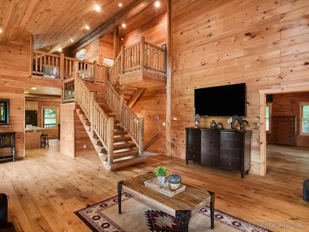 1068 W Incense Cedar Road Julian, CA 92036