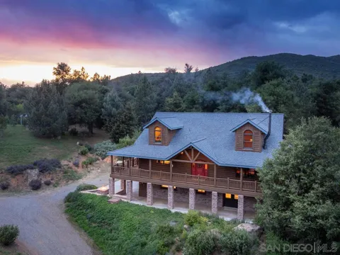1068 W Incense Cedar Road