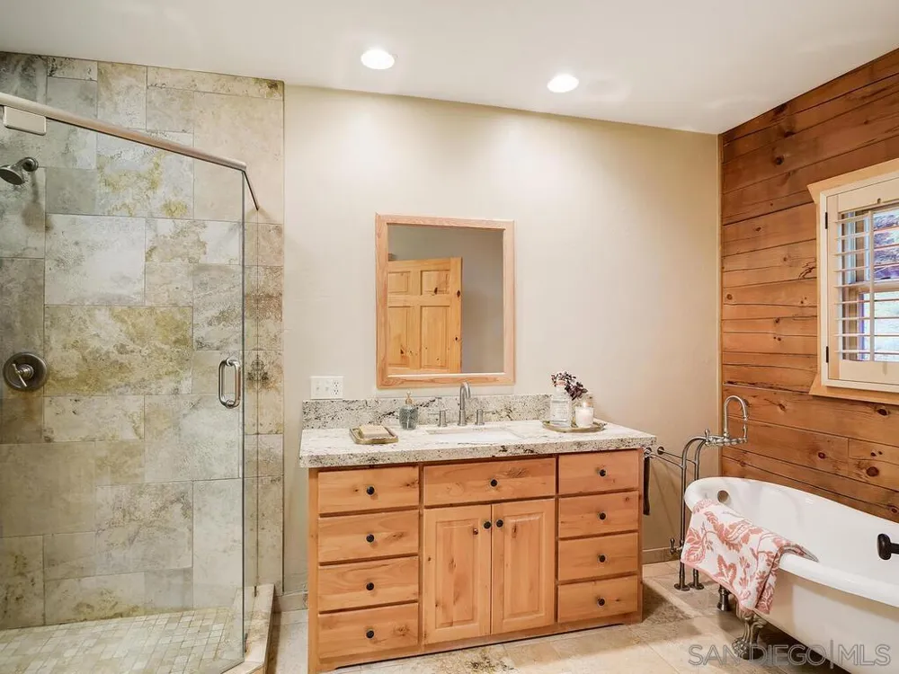 1068 W Incense Cedar Road Julian, CA 92036