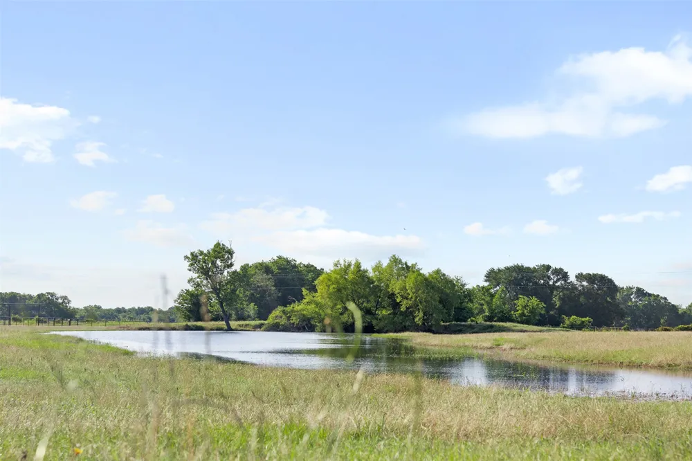 1801 County Road 216 Caldwell, TX 77836
