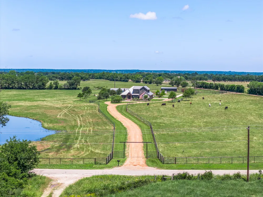 1801 County Road 216 Caldwell, TX 77836