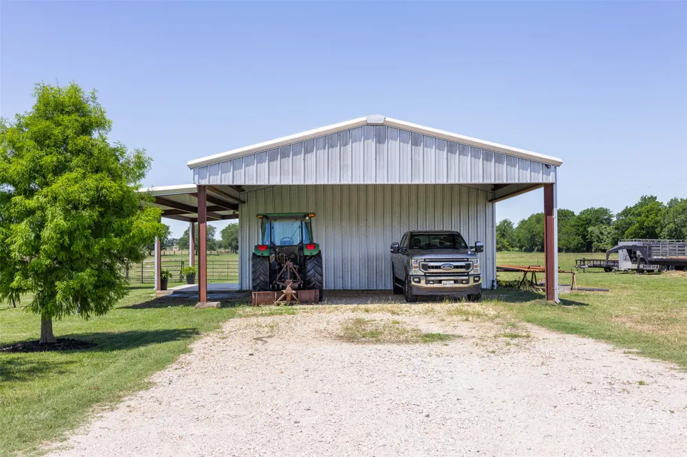1801 County Road 216 Caldwell, TX 77836