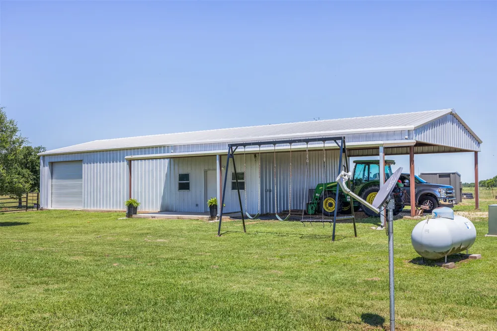1801 County Road 216 Caldwell, TX 77836