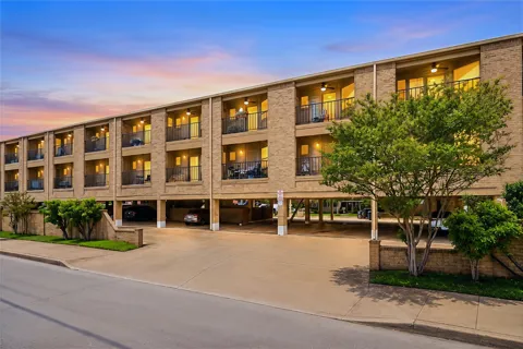 3316 Guadalupe Street #213