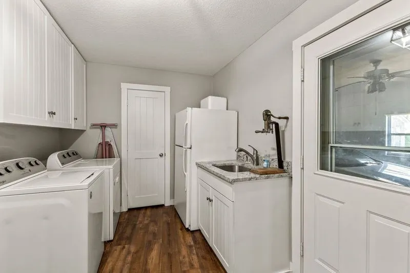104 Sunset Cove Trinidad, TX 75163
