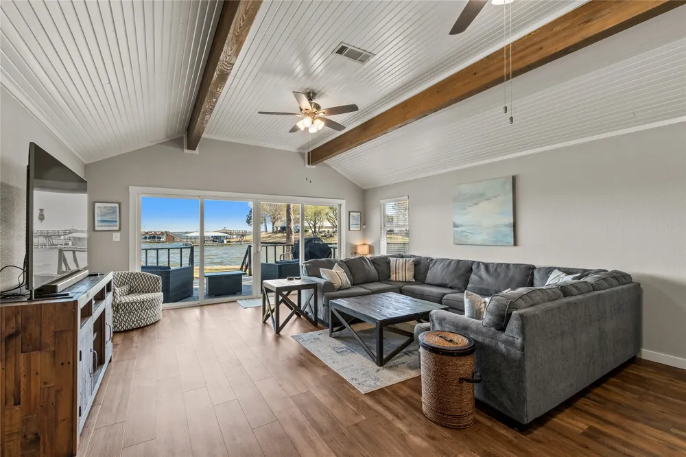 104 Sunset Cove Trinidad, TX 75163