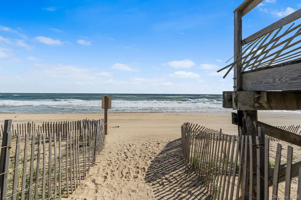 131 S Emerson Avenue #235 Montauk, NY 11954