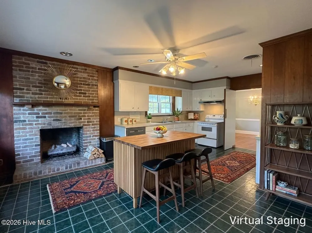 103 Finch Street Clinton, NC 28328