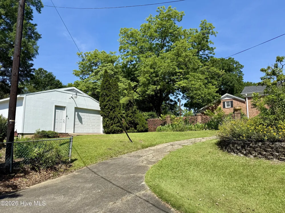 103 Finch Street Clinton, NC 28328