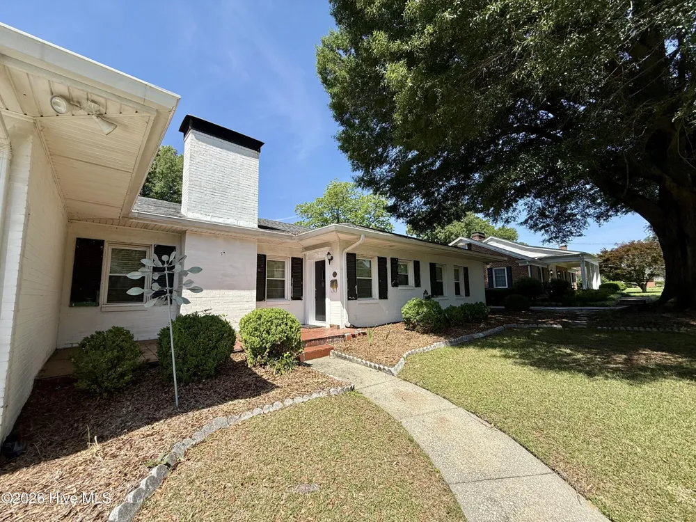 103 Finch Street Clinton, NC 28328