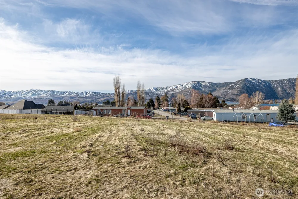 127 Hurley Lane Manson, WA 98831