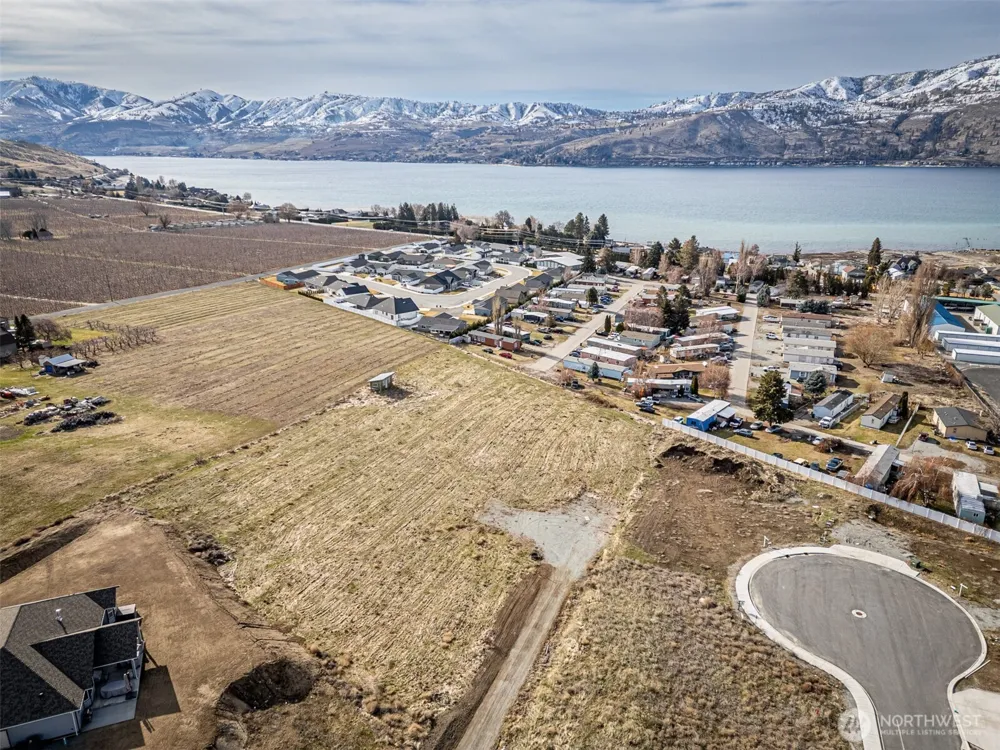 127 Hurley Lane Manson, WA 98831