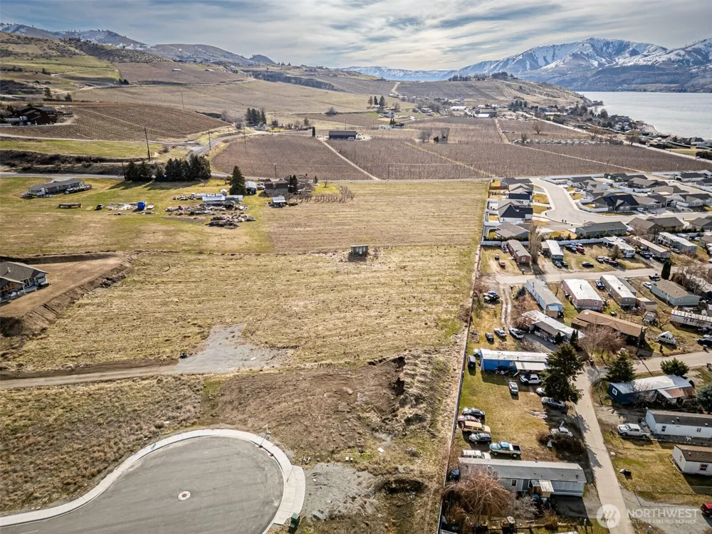 127 Hurley Lane Manson, WA 98831