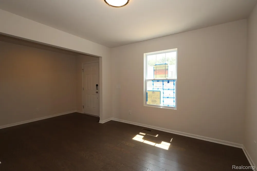 408 Hidden River W Holly Township, MI 48442