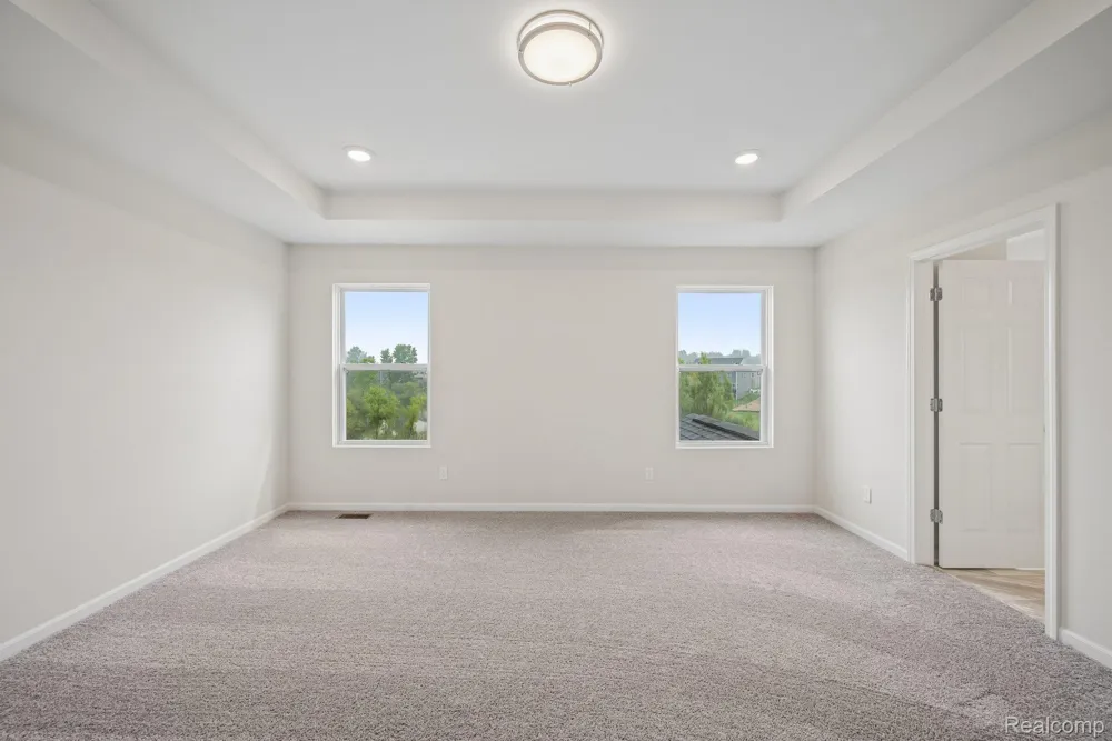 408 Hidden River W Holly Township, MI 48442