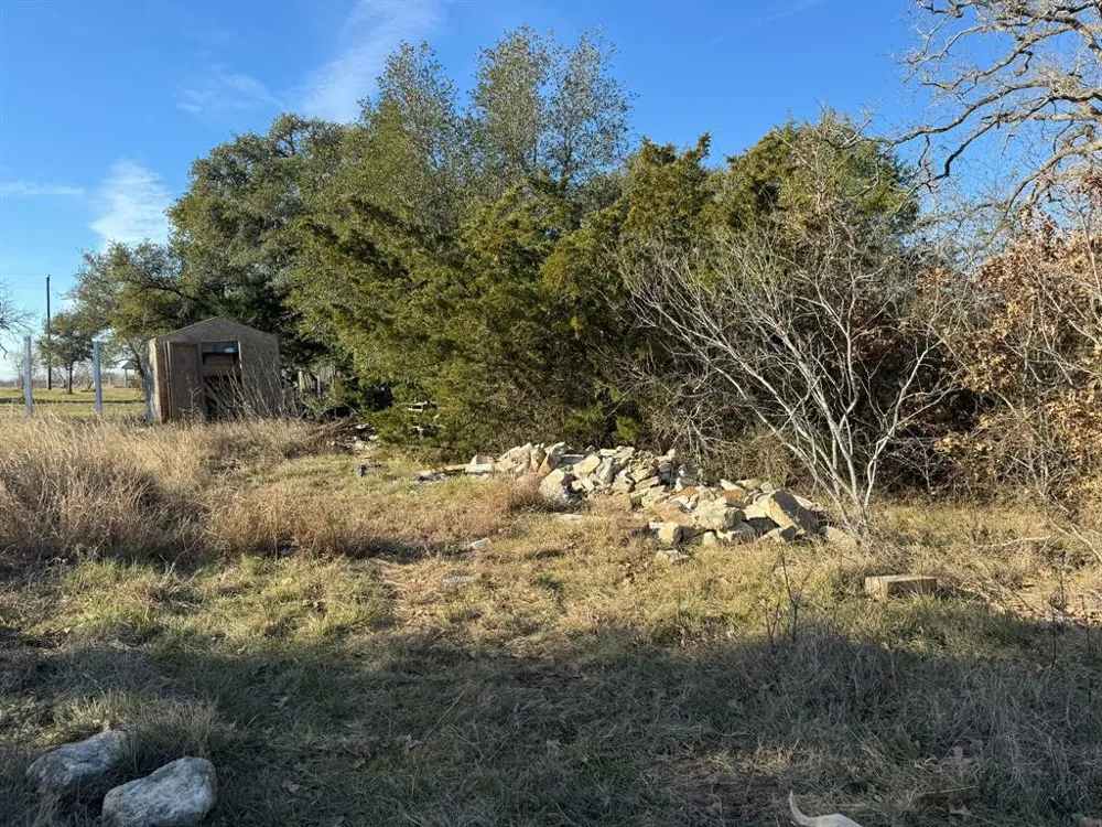 8405 Taylorsville Road Dale, TX 78616