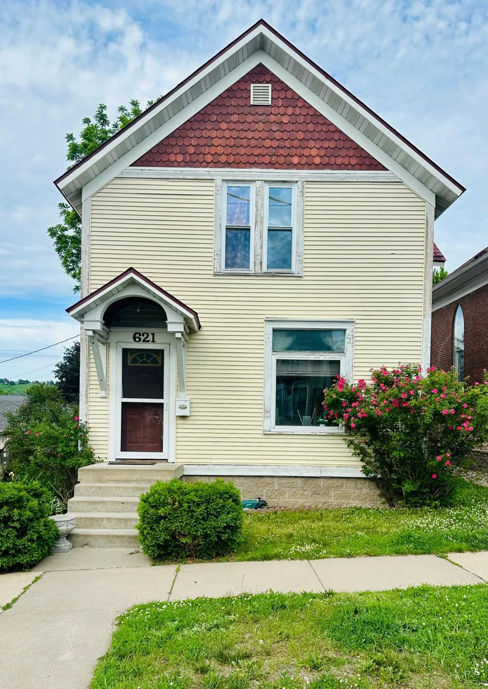 621 East Avenue Red Wing, MN 55066