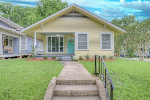 859 Linden Street