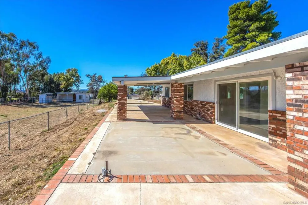 33155 Avenue D Yucaipa, CA 92399