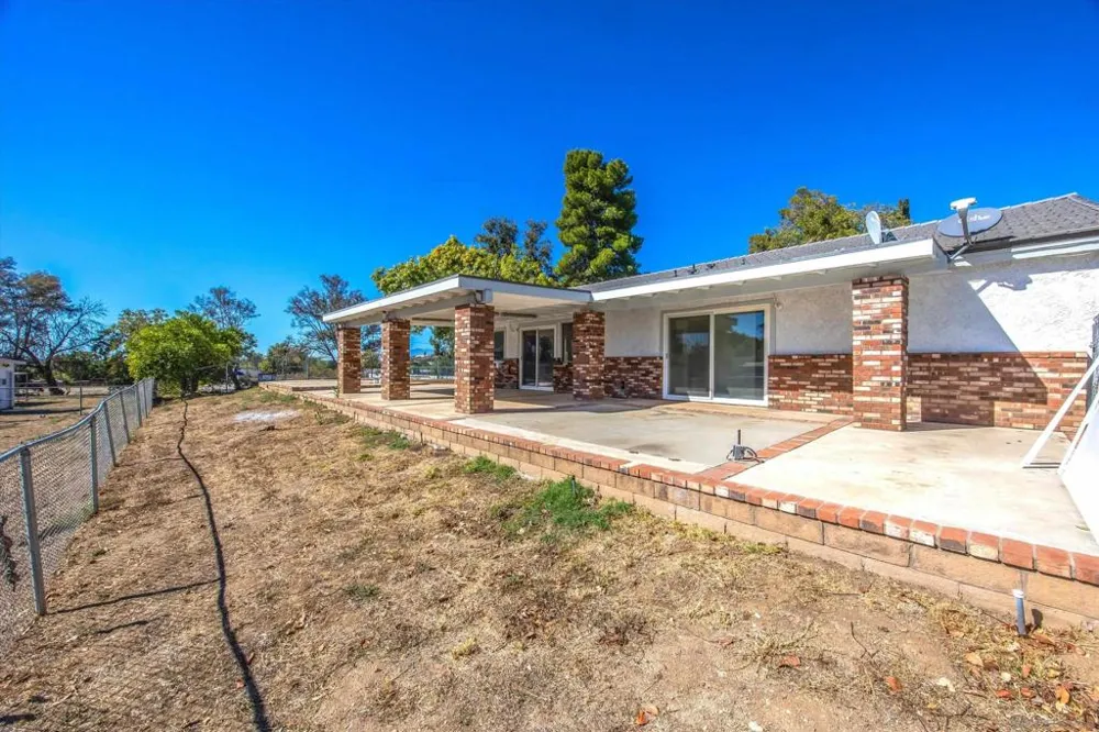 33155 Avenue D Yucaipa, CA 92399
