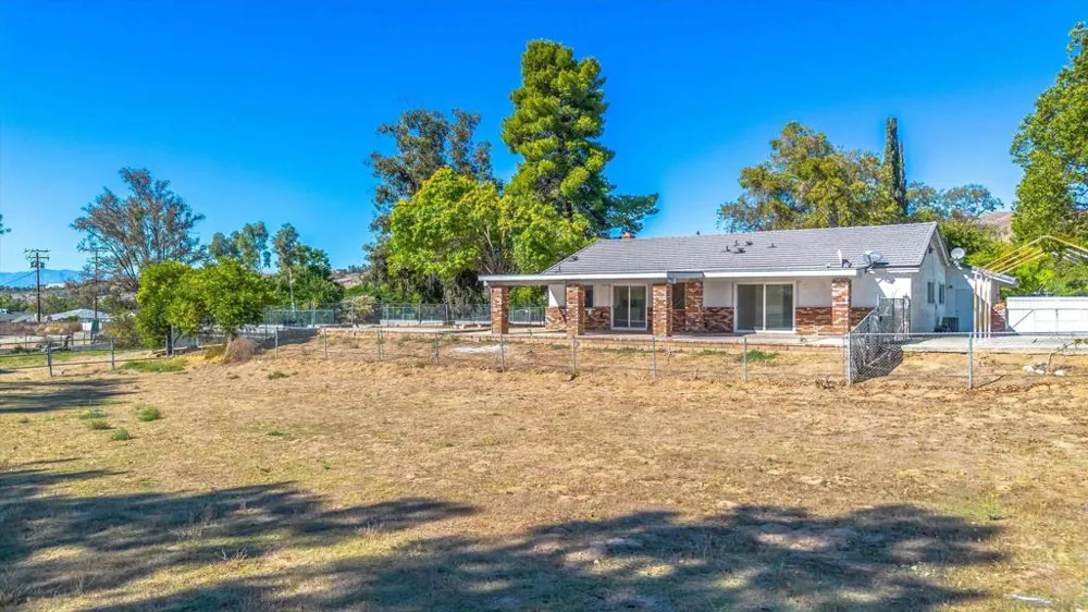 33155 Avenue D Yucaipa, CA 92399