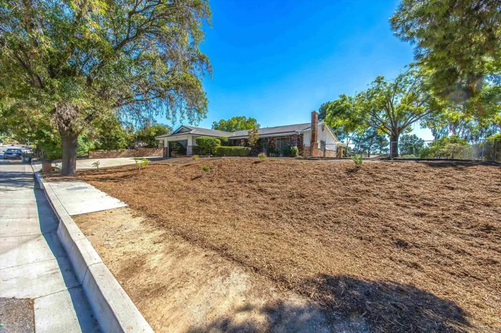 33155 Avenue D Yucaipa, CA 92399