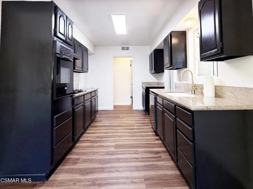 279 Lake Sherwood Drive Lake Sherwood, CA 91361