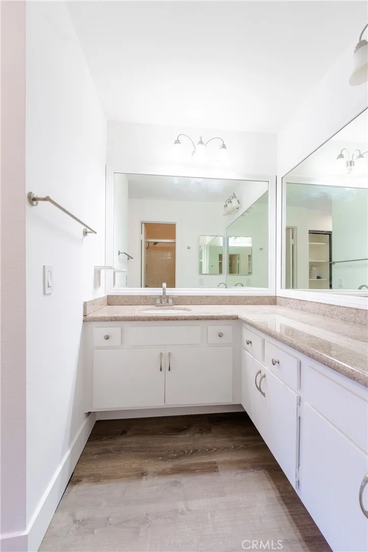 26129 McBean Parkway #43 Valencia, CA 91355