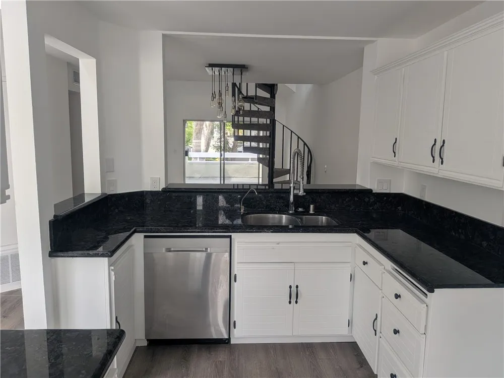 26129 McBean Parkway #43 Valencia, CA 91355