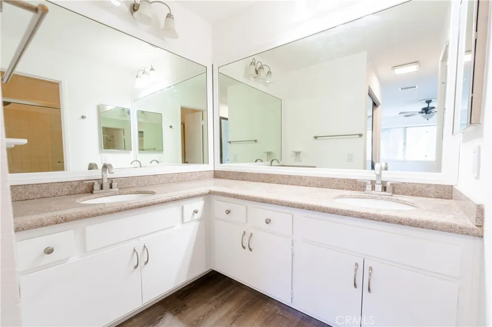 26129 McBean Parkway #43 Valencia, CA 91355