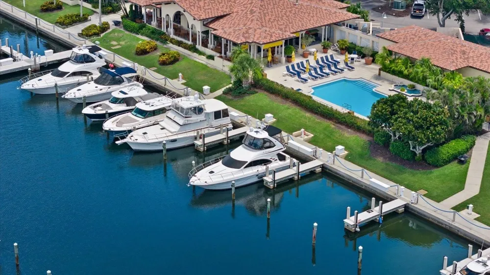 2600 HARBOURSIDE DRIVE #H06 Longboat Key, FL 34228