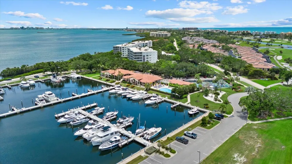 2600 HARBOURSIDE DRIVE #H06 Longboat Key, FL 34228