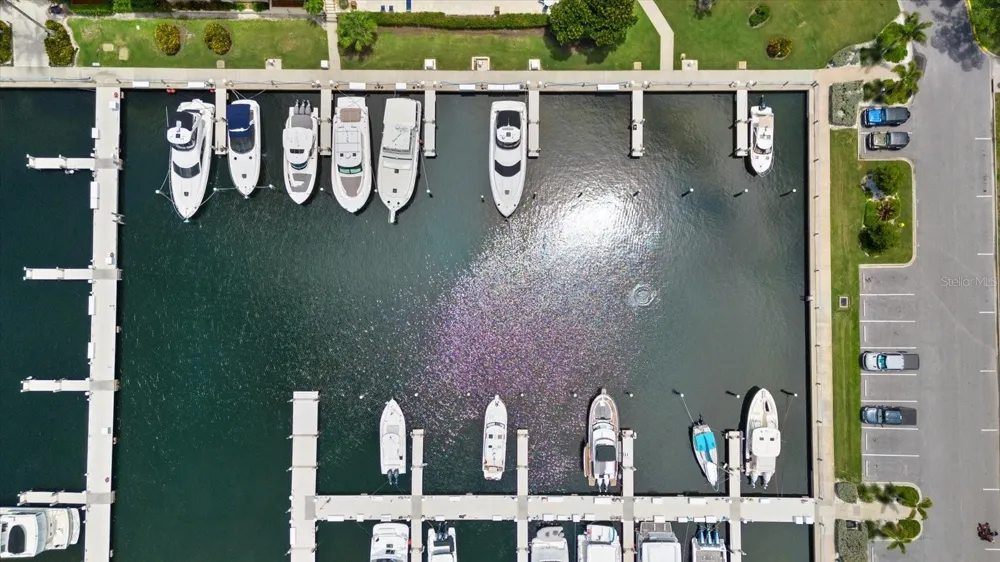 2600 HARBOURSIDE DRIVE #H06 Longboat Key, FL 34228