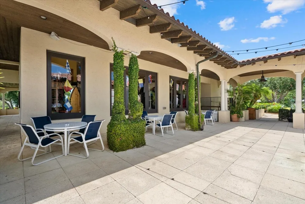 2600 HARBOURSIDE DRIVE #H06 Longboat Key, FL 34228